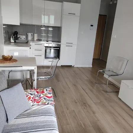 Branickiego 21 Close Medicover And Paley Otel *