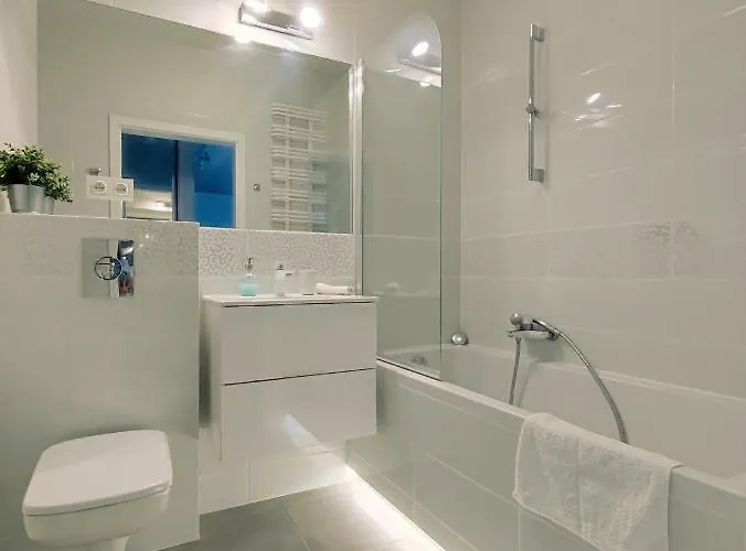 Branickiego 21 Close Medicover And Paley Hotel Varsovie